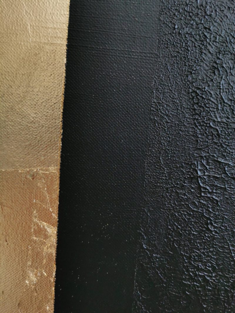 peinture texturée et abstraite noire et or zoom 3