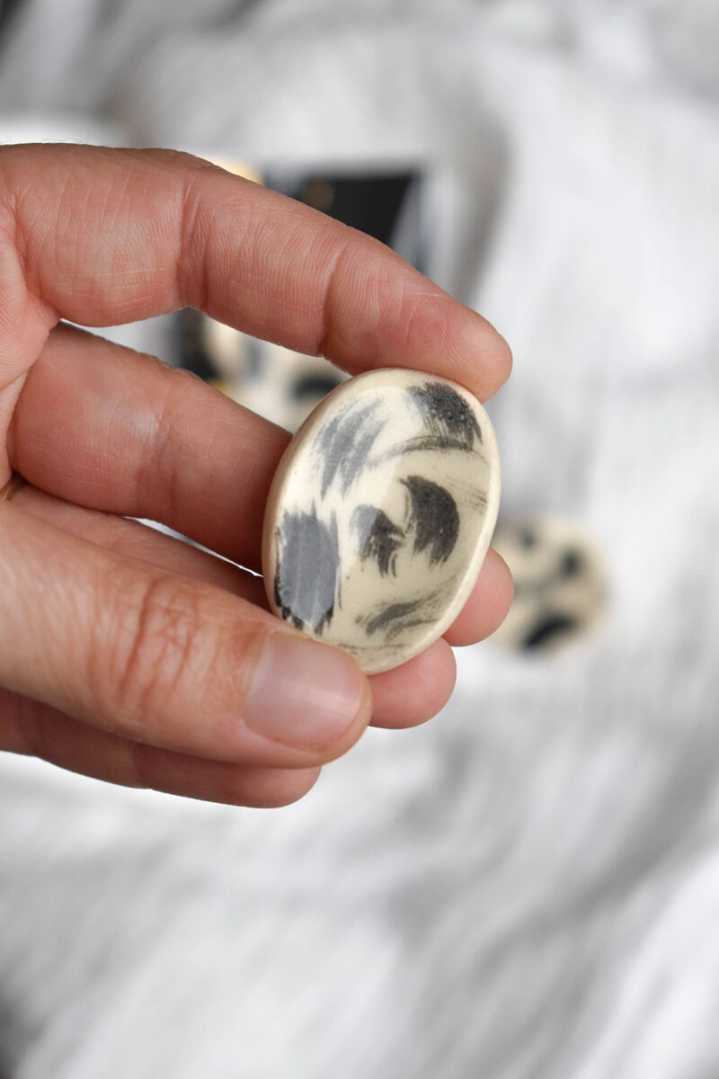 Worry Stone - Tâchetées – Image 2