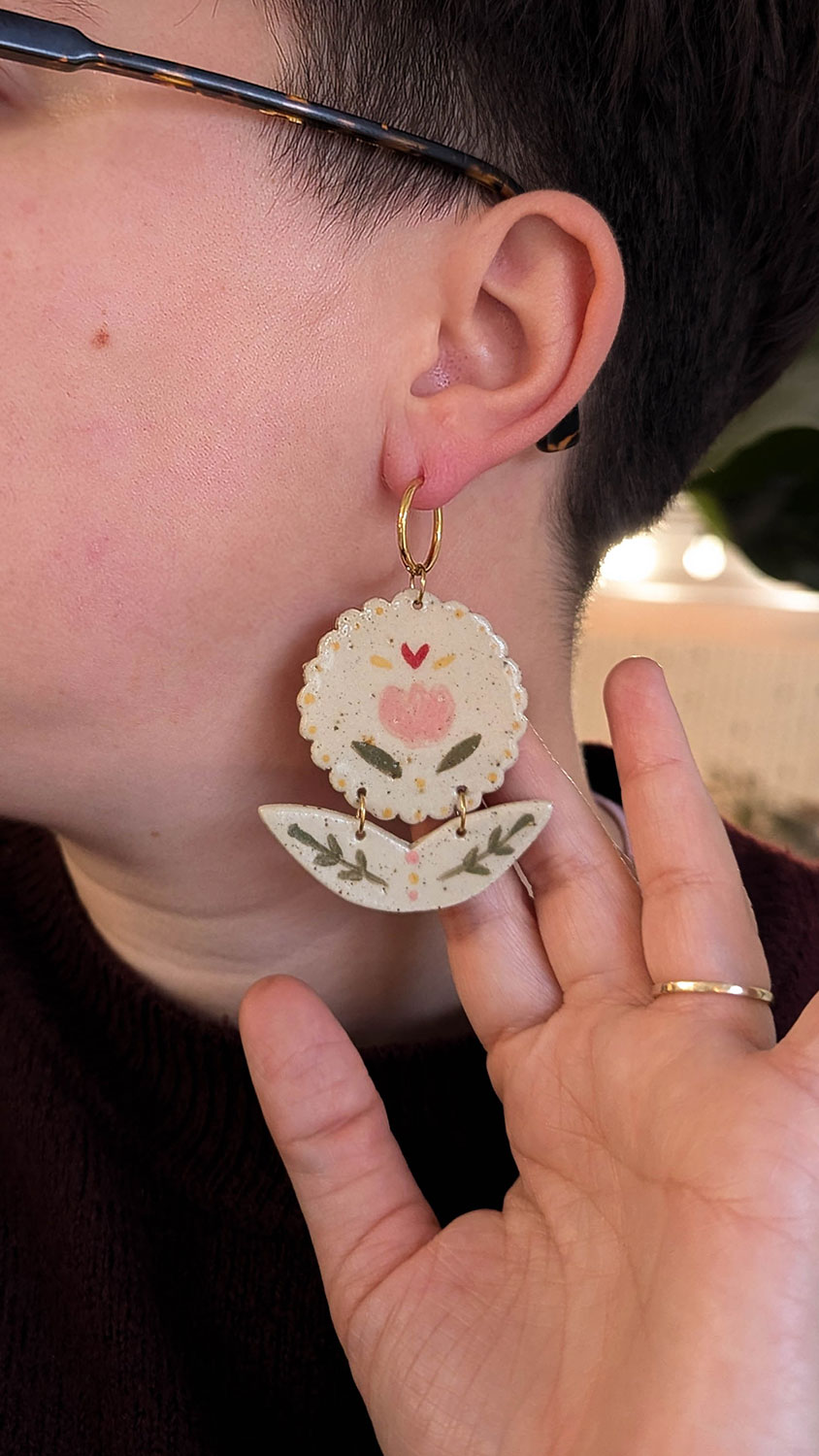 Boucles d'oreilles pâquerettes - Celiart x Lmz Océane – Image 4