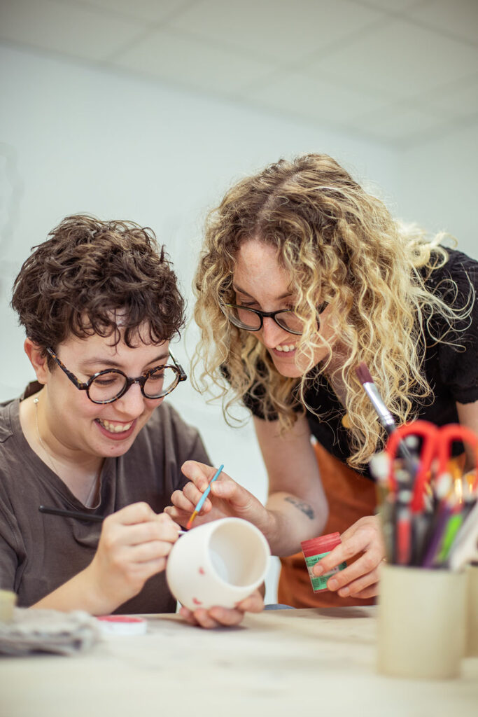 peinture sur céramique groupe
